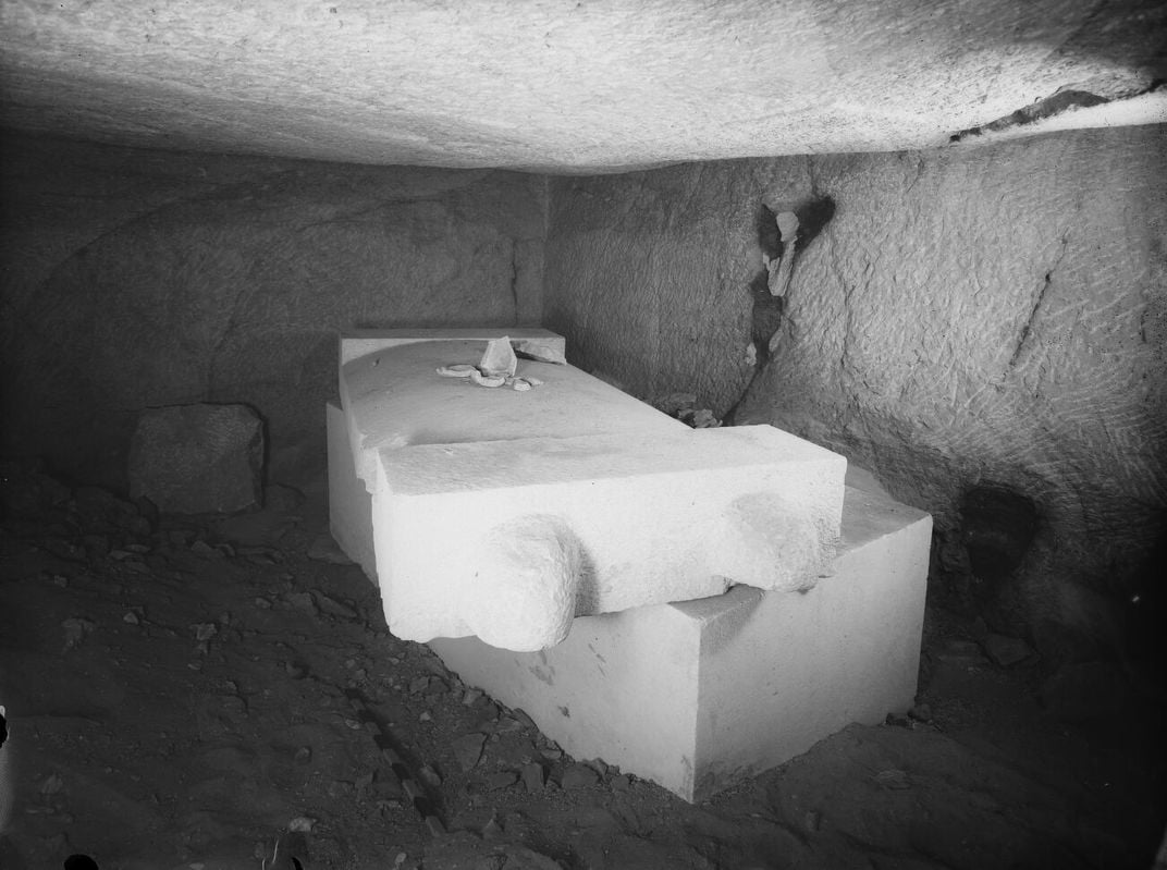 White limestone sarcophagus of Nefermaat with lid