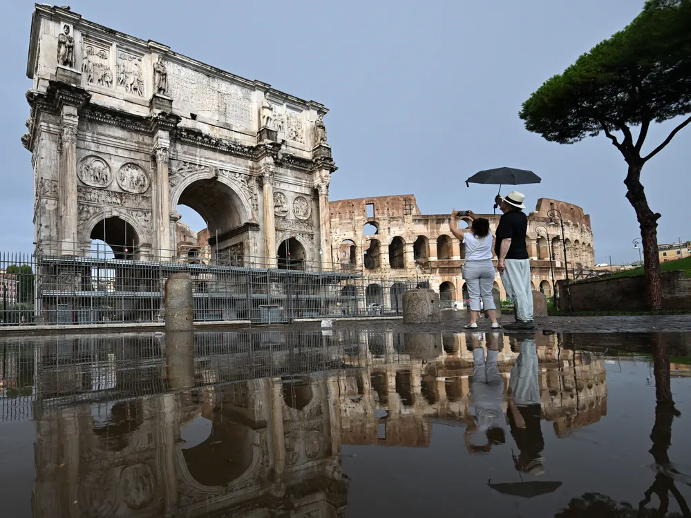 Arch of Constantine after the storm