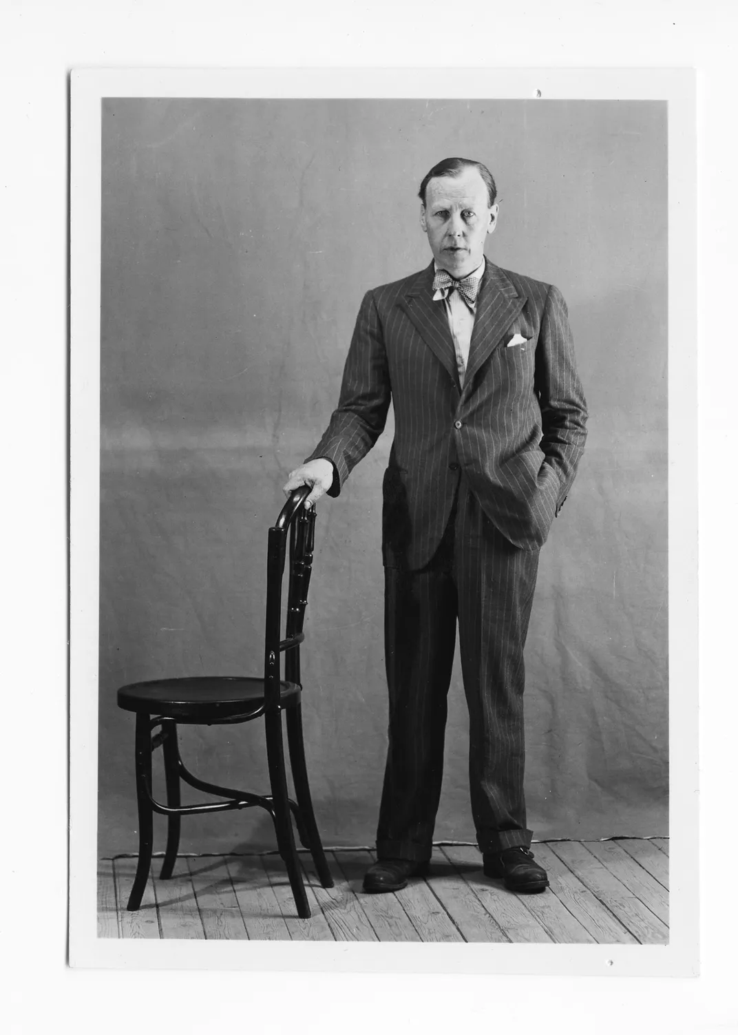 Clarke in a suit in 1941